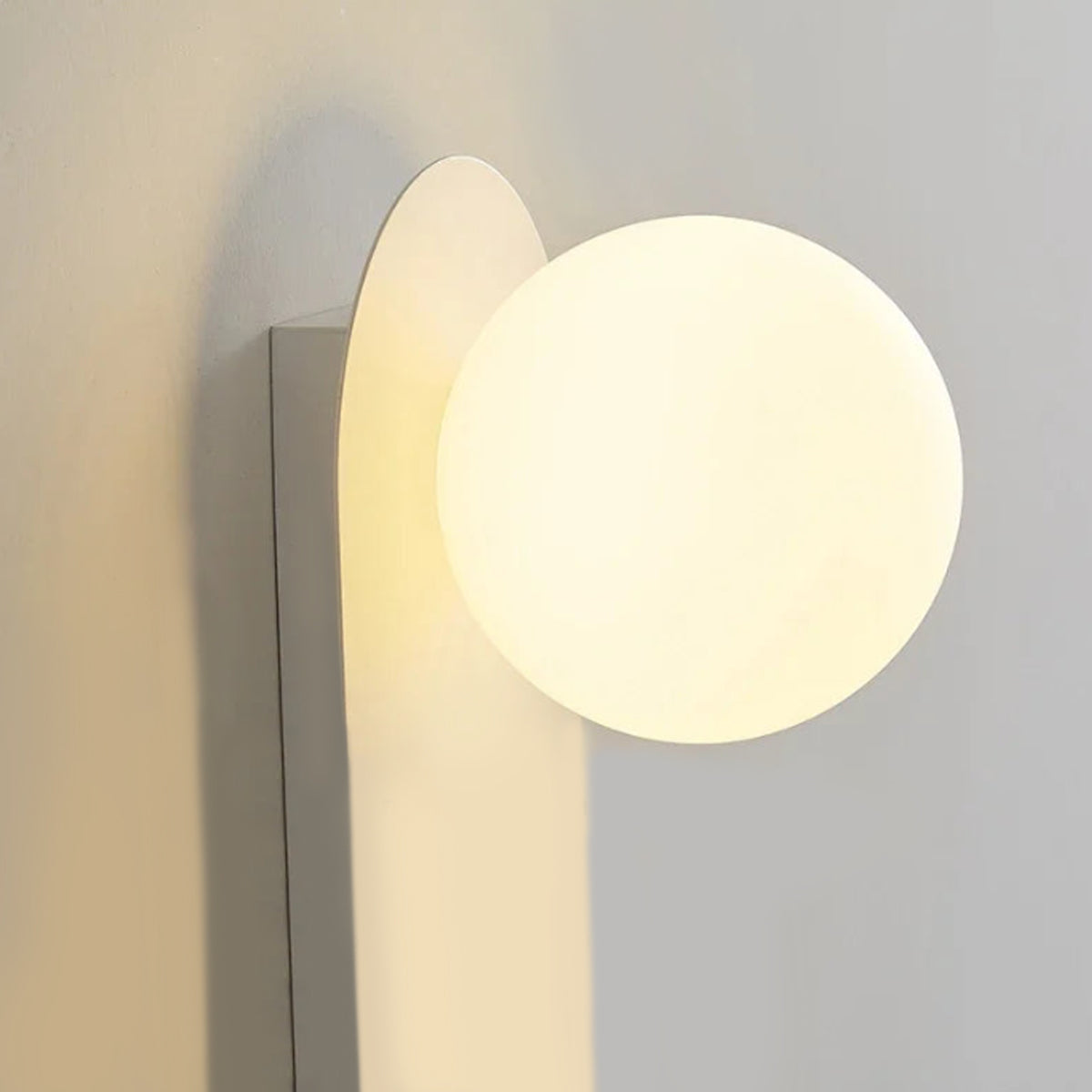 Glass Ball Wall Lamp - Modern Metal Plate Fixture