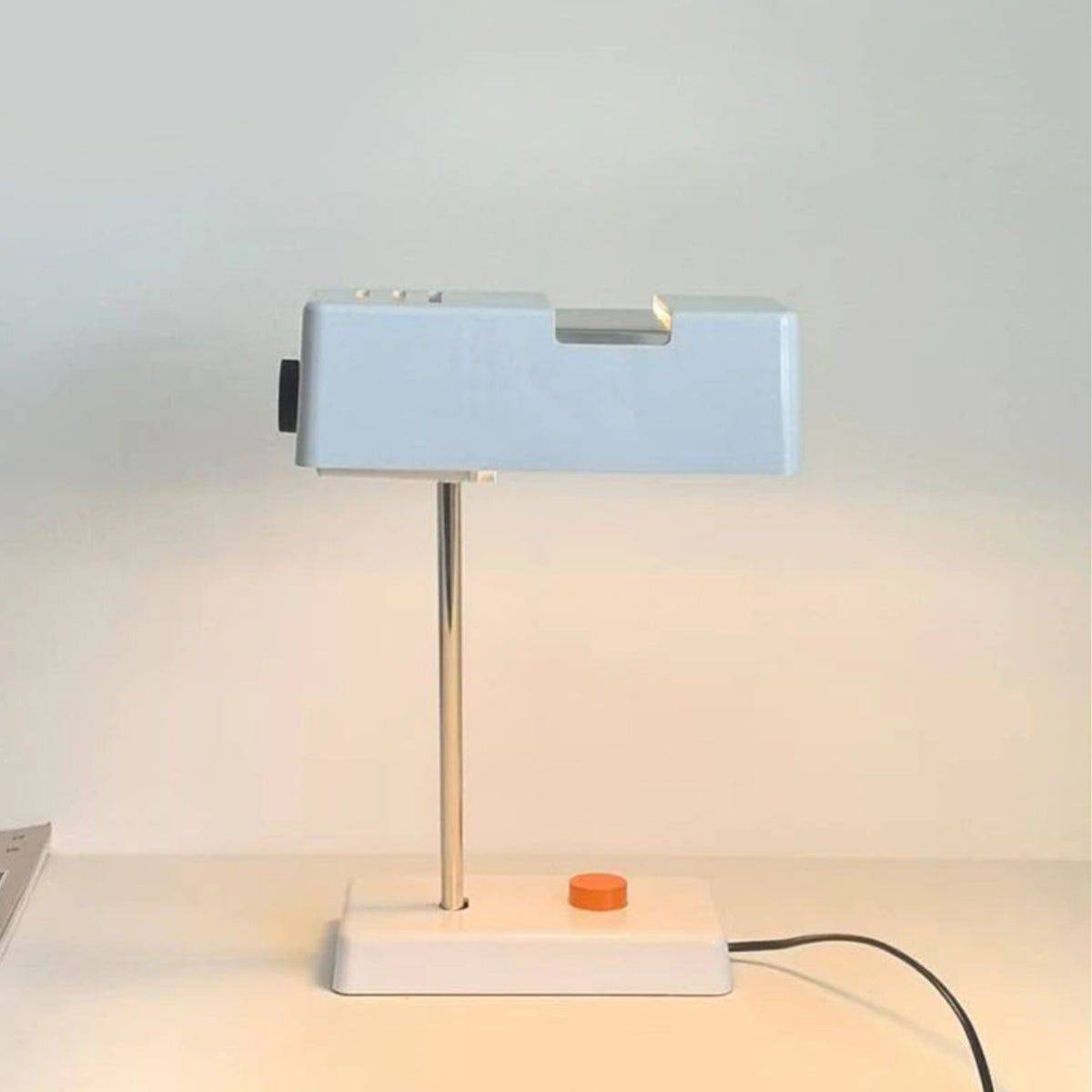 Retro Industrial Table Lamp – Bauhaus Lighting Metal Design