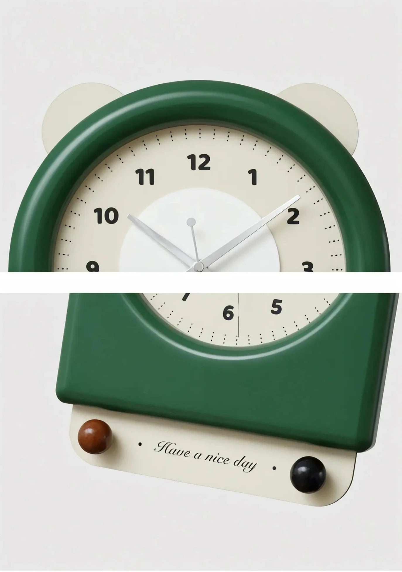 HERITAGE HUES | Vintage-Modern Statement Wall Clock