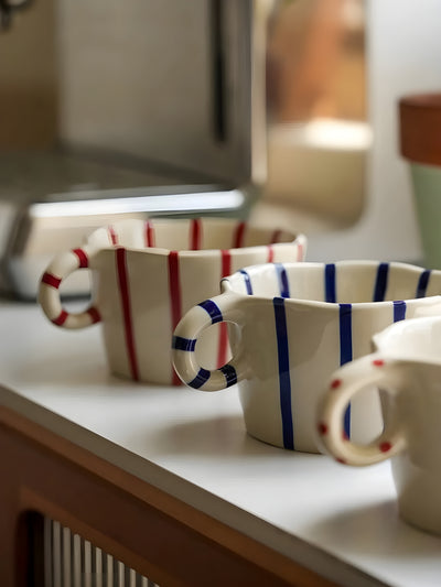 Linie Collection Mug – Hand-Painted Scandinavian Ceramic Cup