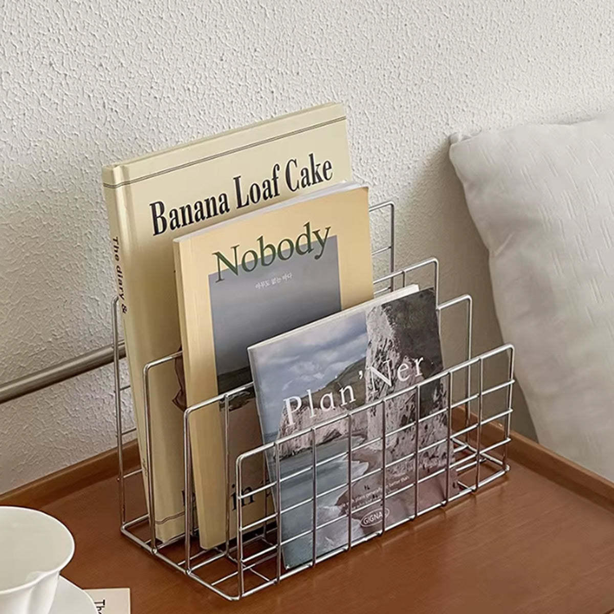 Metal Magazine Rack – Mesh Table Top Organizer