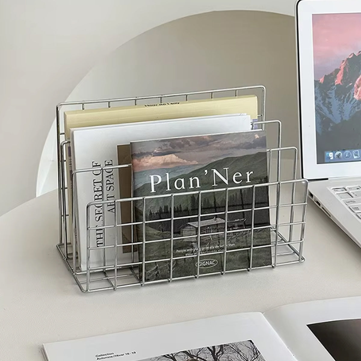 Metal Magazine Rack – Mesh Table Top Organizer