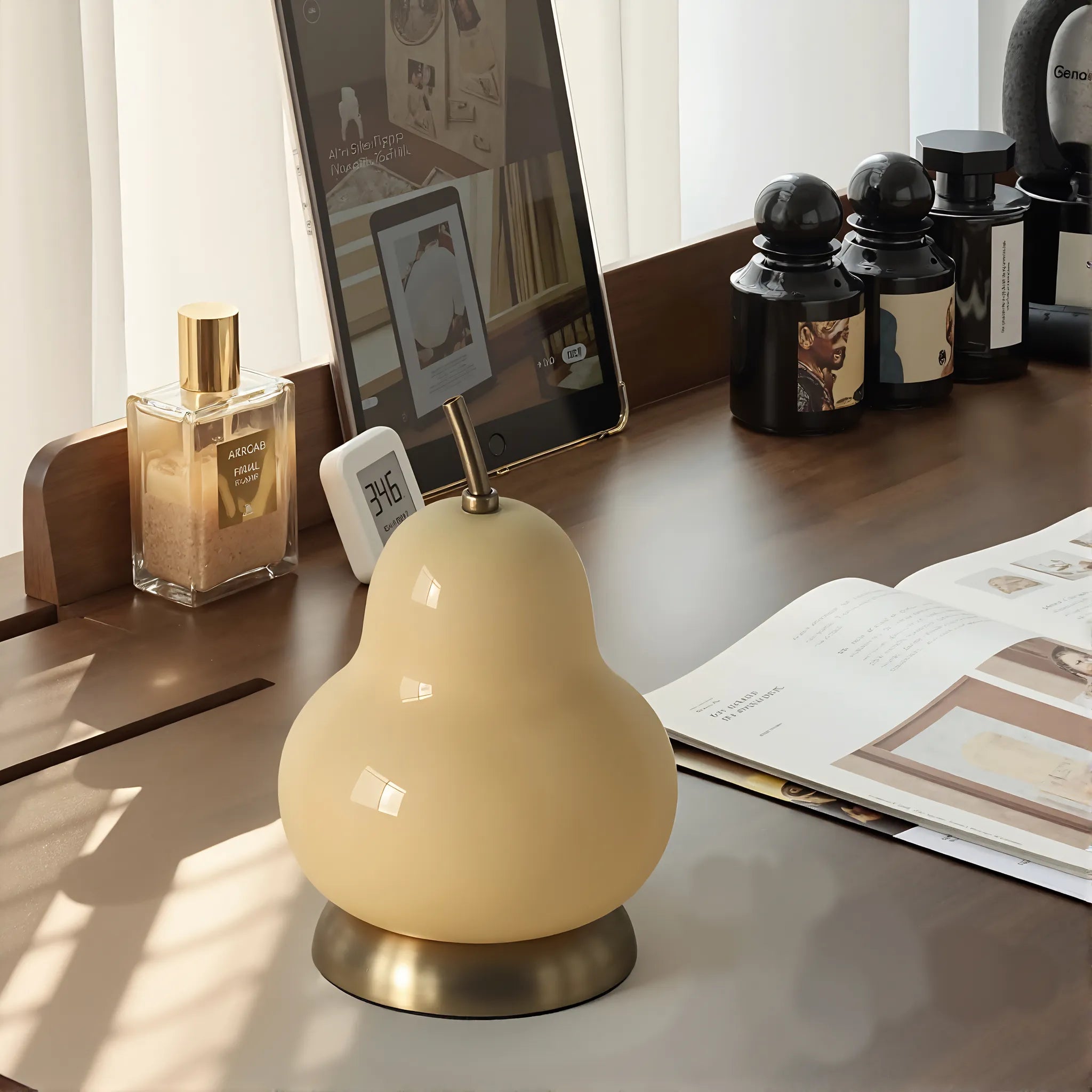 PARON | Pear-Shaped Ambient Lamp