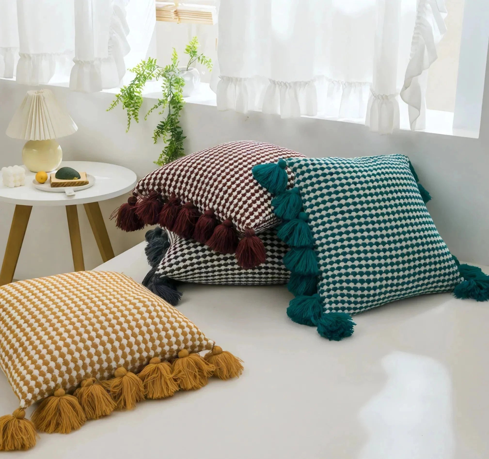 TASSEL | Geometric Knitted Retro Cushion