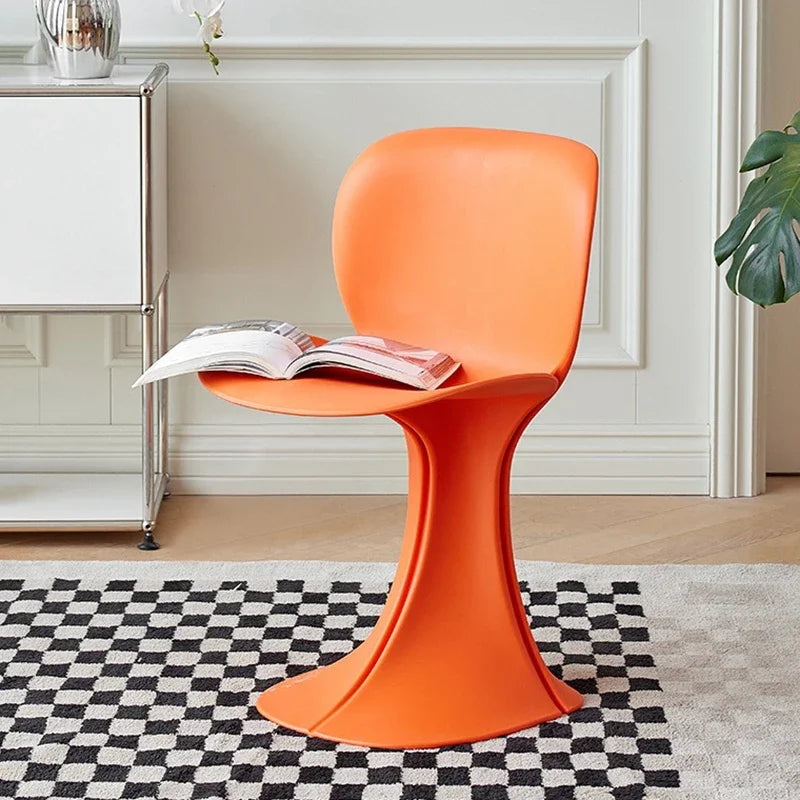 Retro Modern Dining Chair - Minimalist Ergonomic One-Piece Design