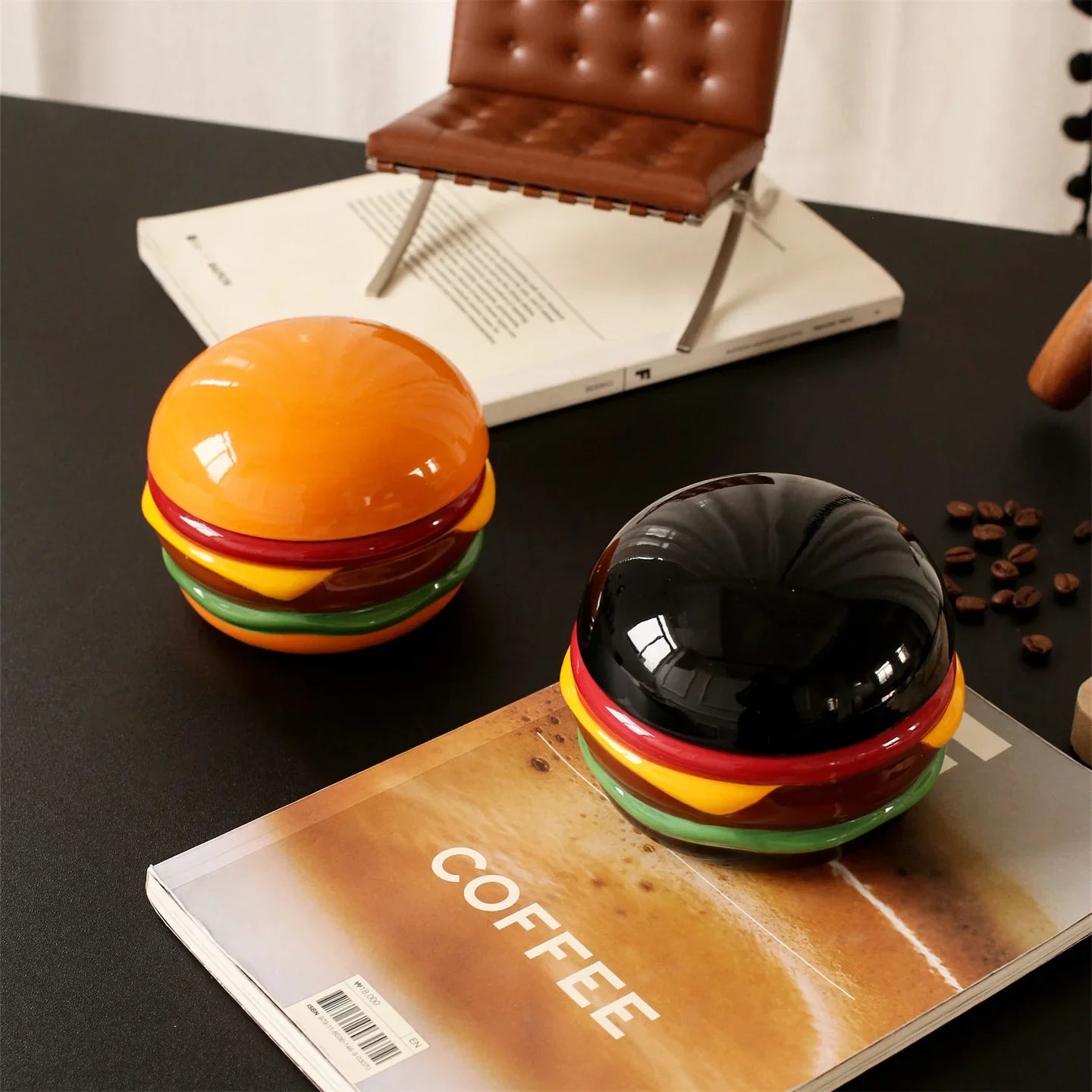 Burger Ceramic Ashtray - Durable, Quirky Design