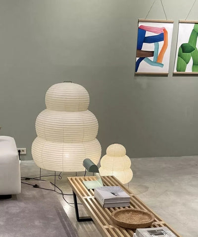 Japanese Floor Lantern – Curvy Wabi-Sabi Decor Lamp