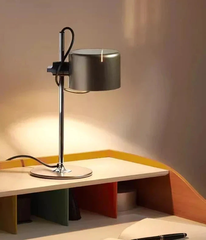 Retro Industrial Lamp - London Design Minimalistic Metal Table Light