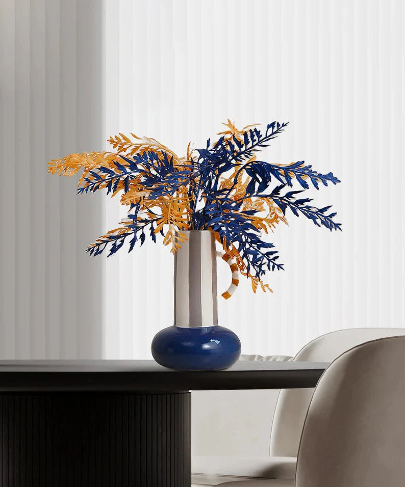 Retro Form Ceramic Vase