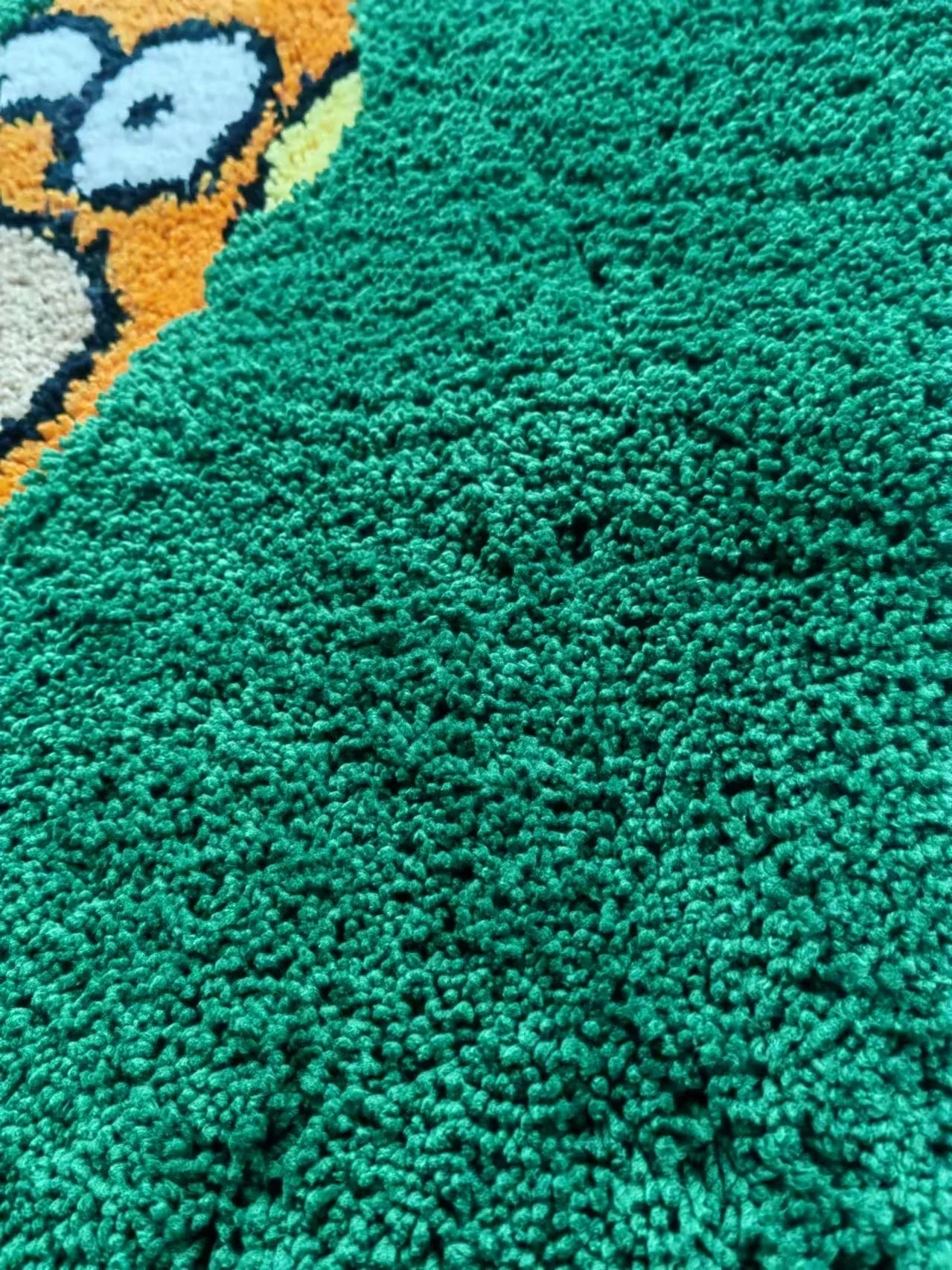 Green Plush Bedroom Mat - Soft Cozy Rug 9.2x17"