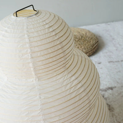 Japanese Floor Lantern – Curvy Wabi-Sabi Decor Lamp