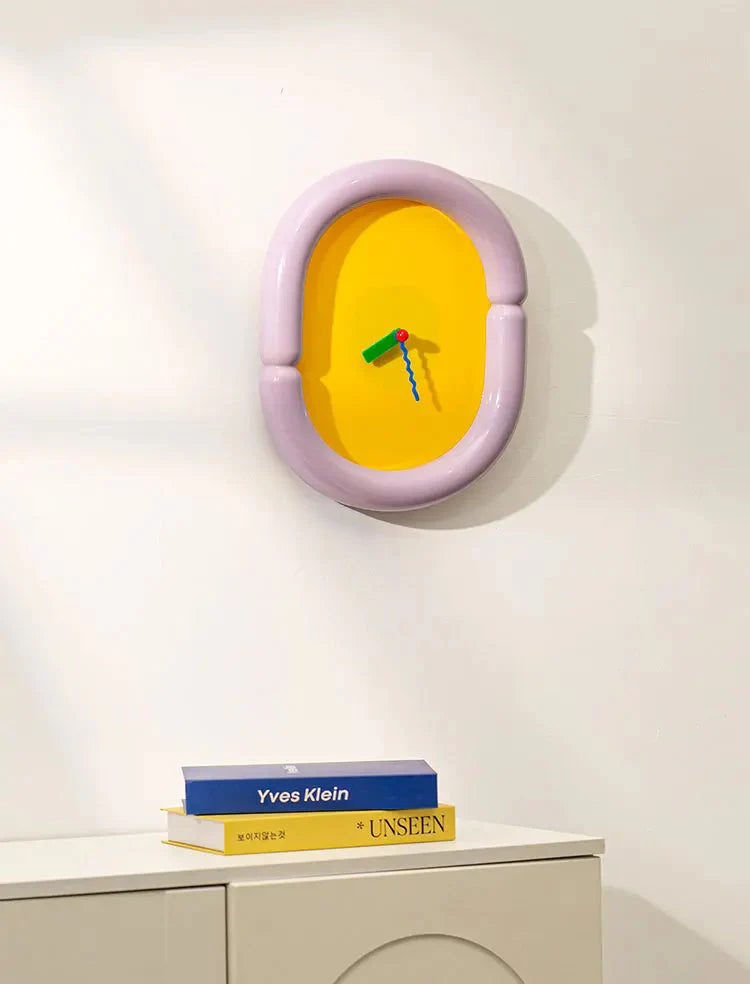 Tube Frame Wall Clock – Modern Minimalist Design