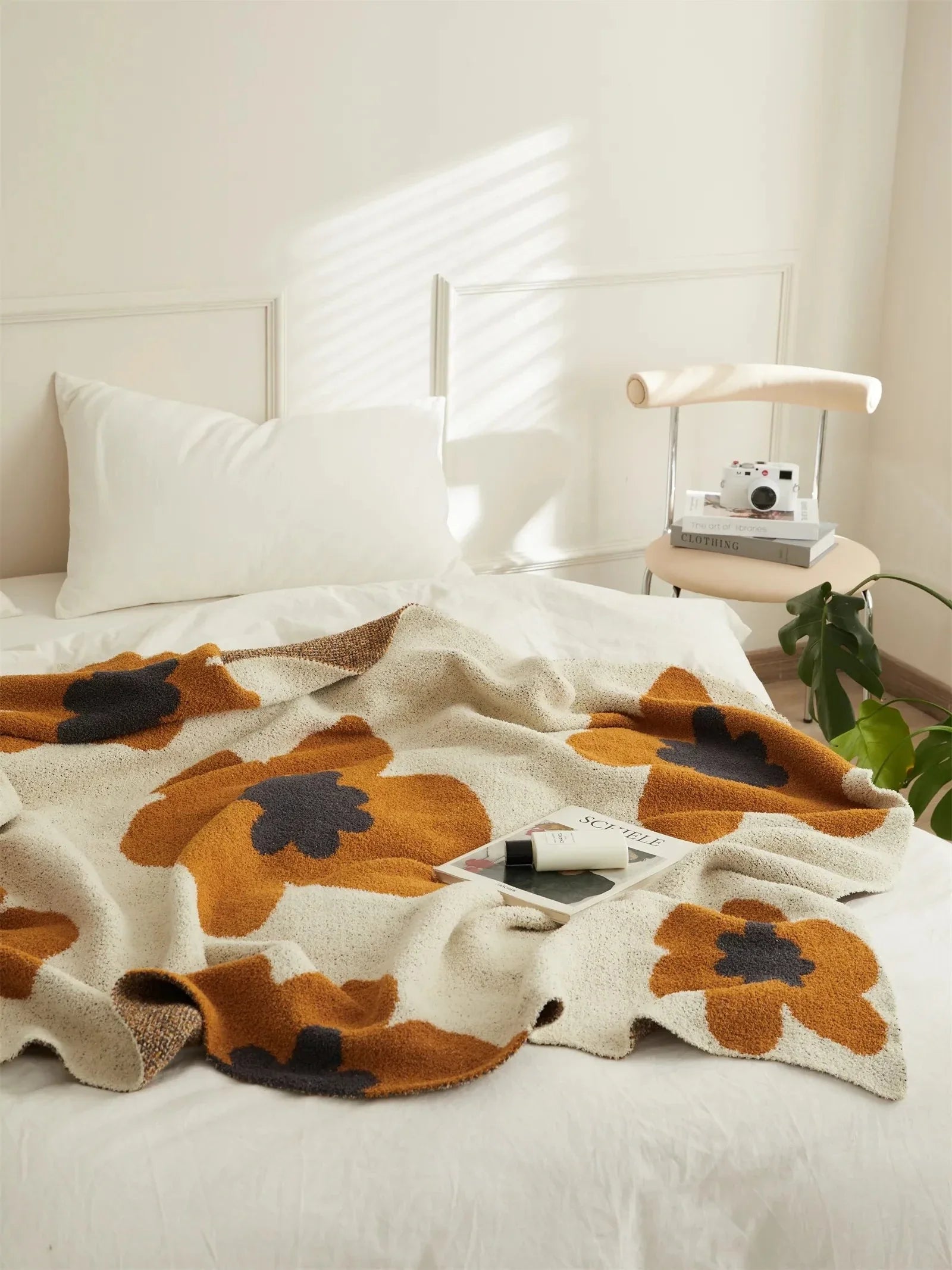 Microfiber Throw Blanket - Lightweight Floral Knit Cover