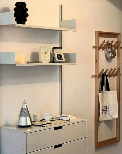 Minimalist Clock – Simple Cream White Contemporary Style