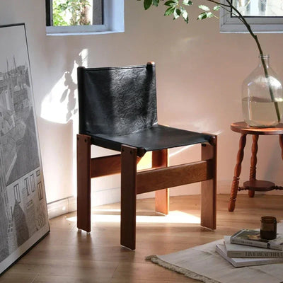 Nordic Rubber Wood Chair – Accent Dining Seat