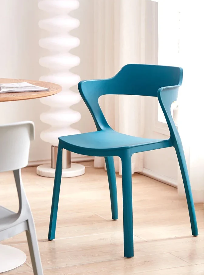 Recycled PP Dining Chair – Nordic Seamless Design