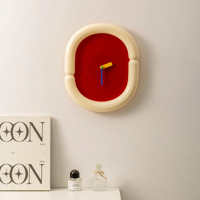 Tube Frame Wall Clock – Modern Minimalist Design