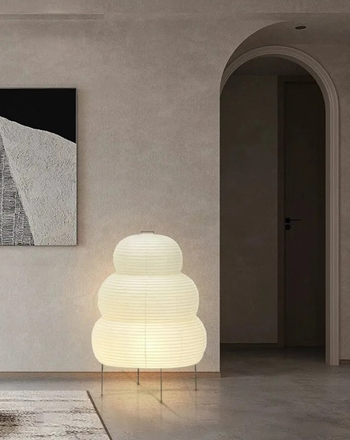 Japanese Floor Lantern – Curvy Wabi-Sabi Decor Lamp