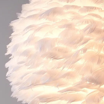 Nordic Feather Lamp | Cozy Retro Table Lighting, Metal Base