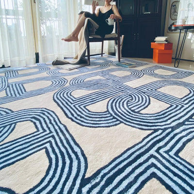French Style Area Rug - Elegant Chain Pattern Floor Covering