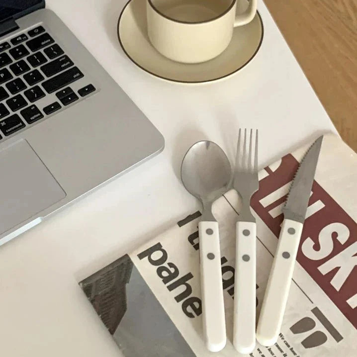 Stainless Steel Dinnerware Retro Ivory Classic Set - Durable Elegant Plates