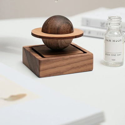 Magnetic Saturn Diffuser - Wooden Floating Aroma