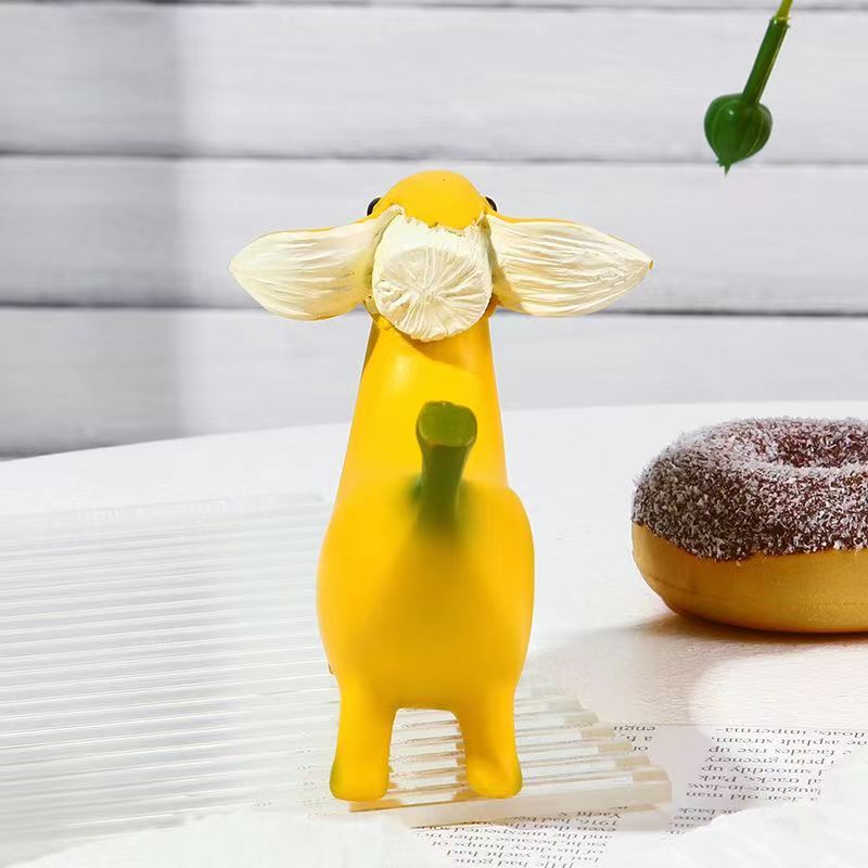 Funny Banana Dog Statue – Quirky Garden Decor