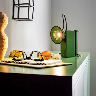 Retro Wall Lamp - Magnetic Head Studio Style Lighting Fixture