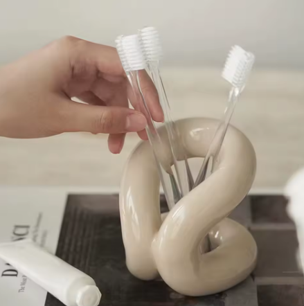 Ceramic Knot Vase | Modern Decor & Organizer by Atelier Oro