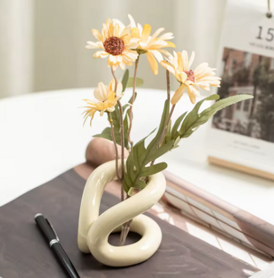 Ceramic Knot Vase | Modern Decor & Organizer by Atelier Oro