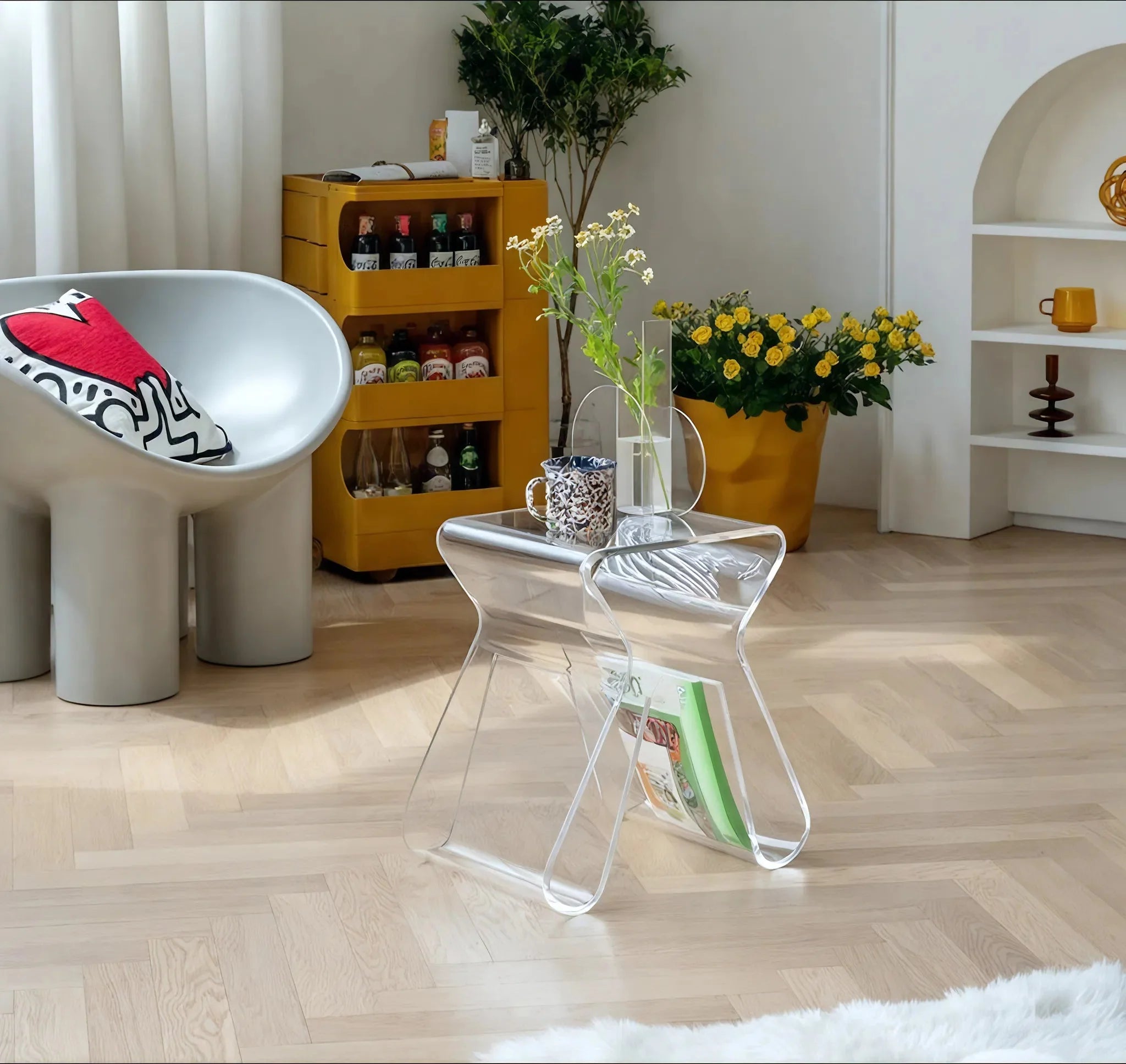 ACRYLIC-CURVE | Sculptural Translucent Side Table