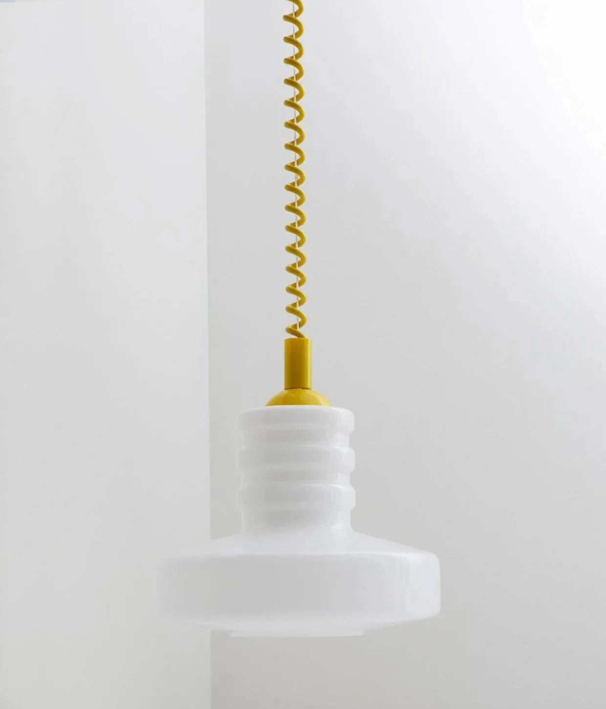 Retro Pendant Lamp - Geometric Coil-Line Light