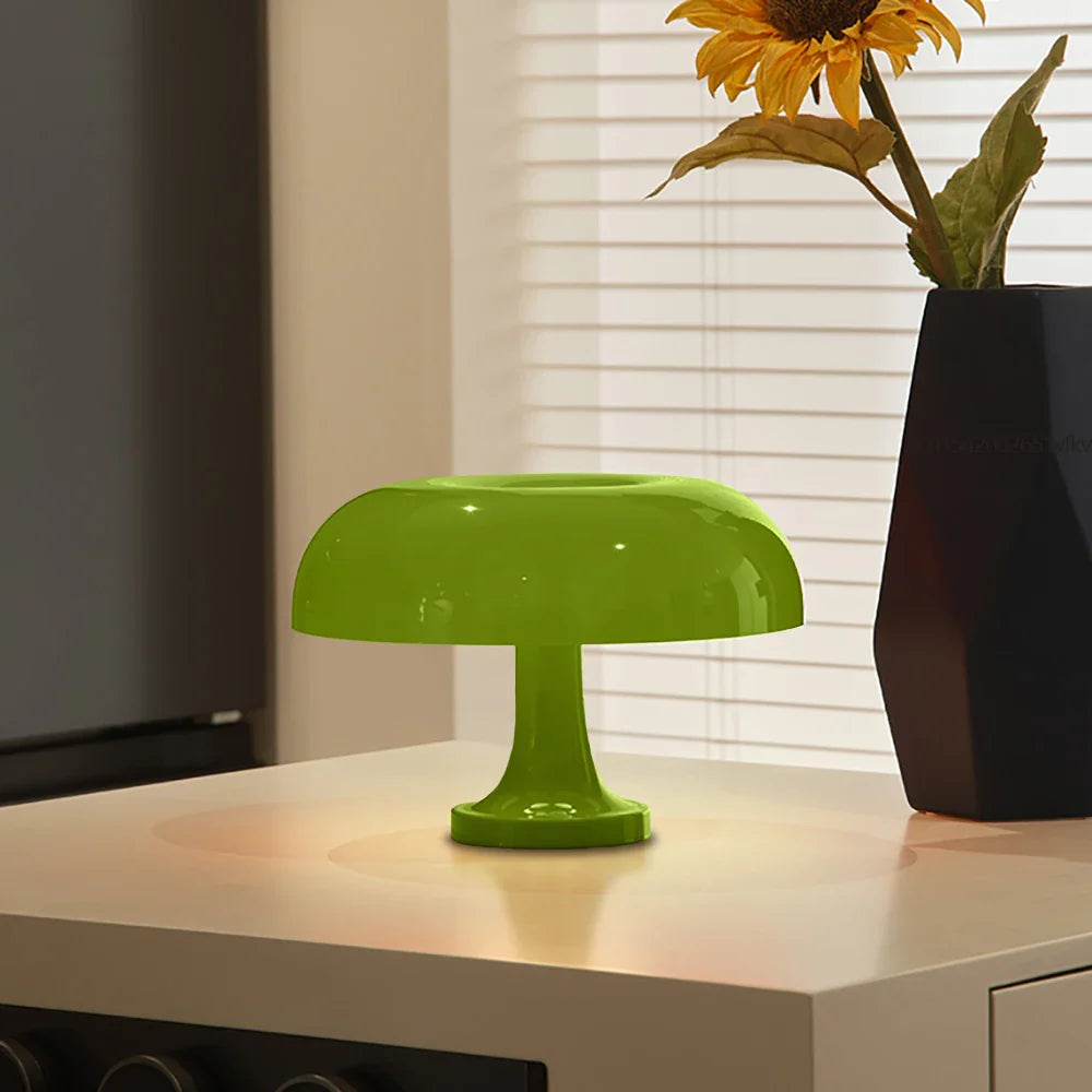 Macaron LED Table Lamp – Mushroom Design