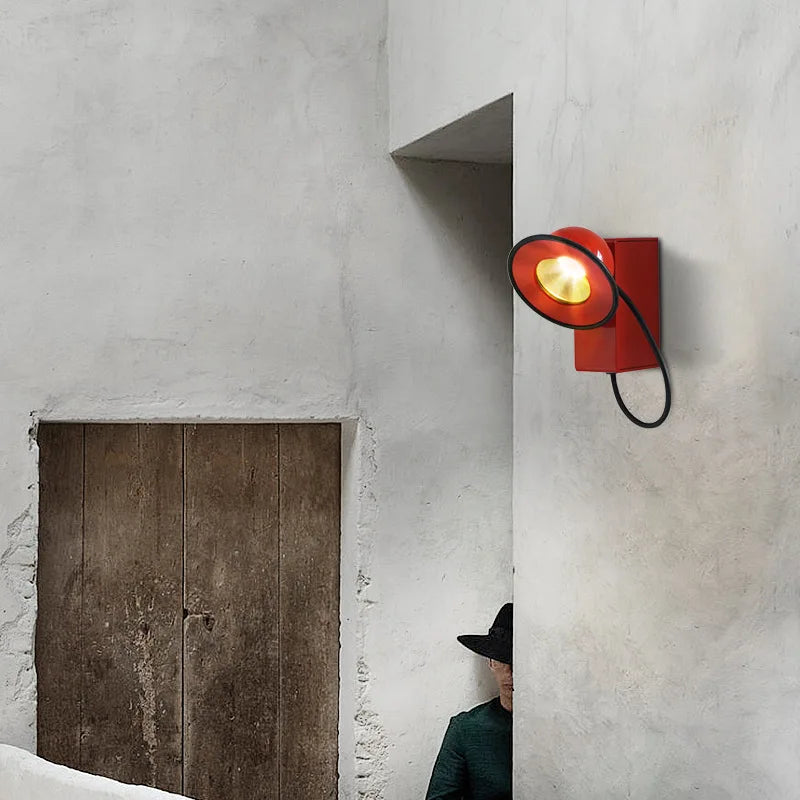 Retro Wall Lamp - Magnetic Head Studio Style Lighting Fixture