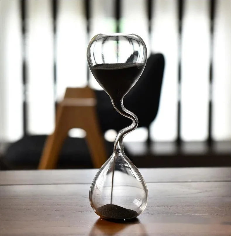 Hourglass Sand Clock - Curved Black Sand Timer