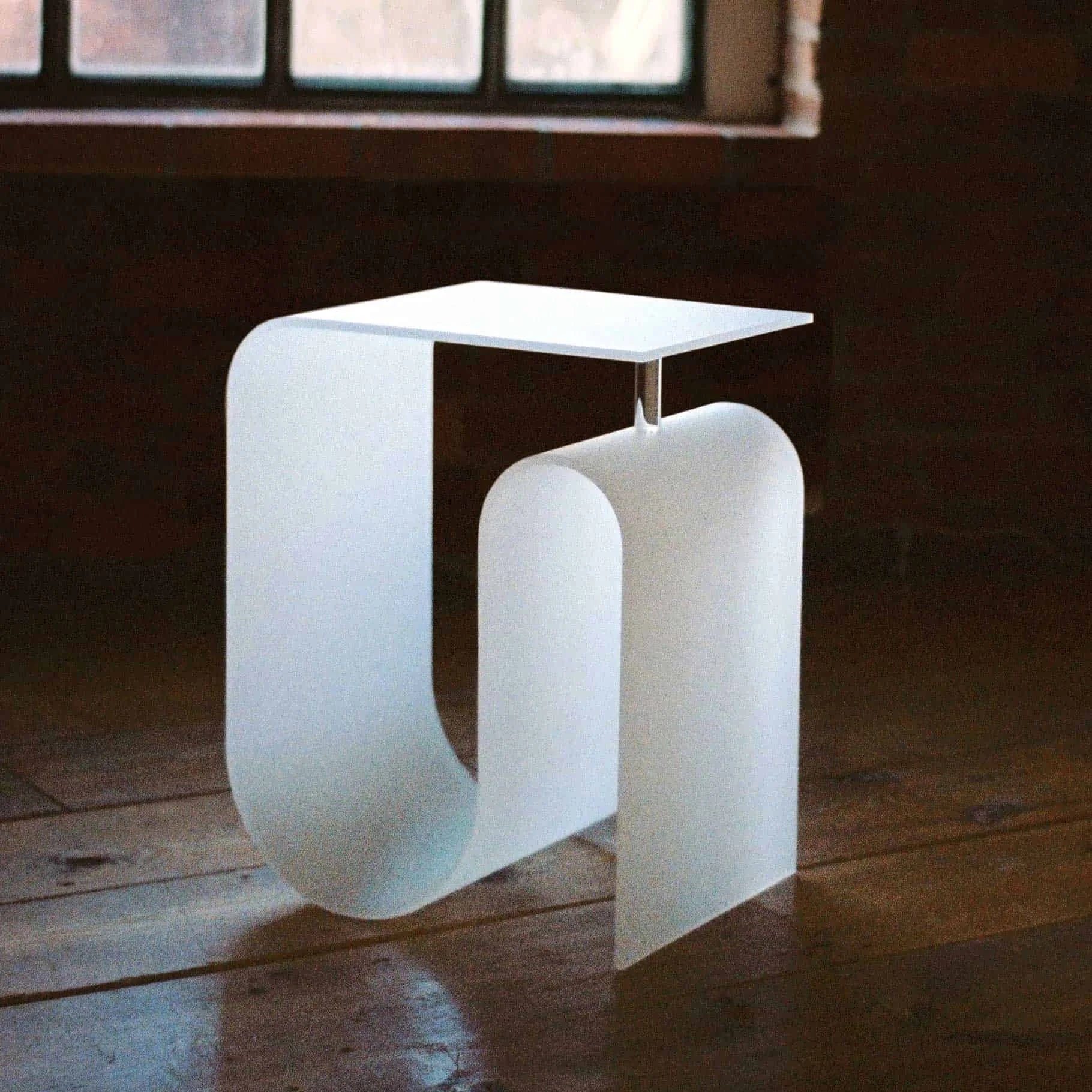 White Wave Side Table - Modern Acrylic Accent