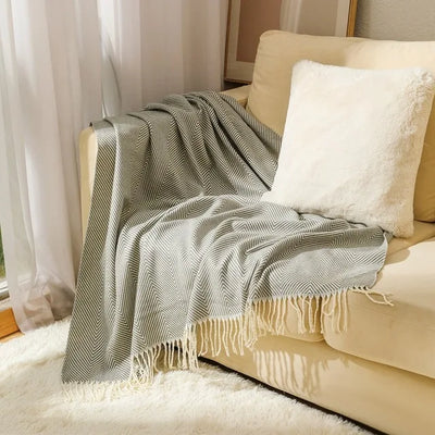 Jacquard Throw Blanket | Modern Striped Geometric Design