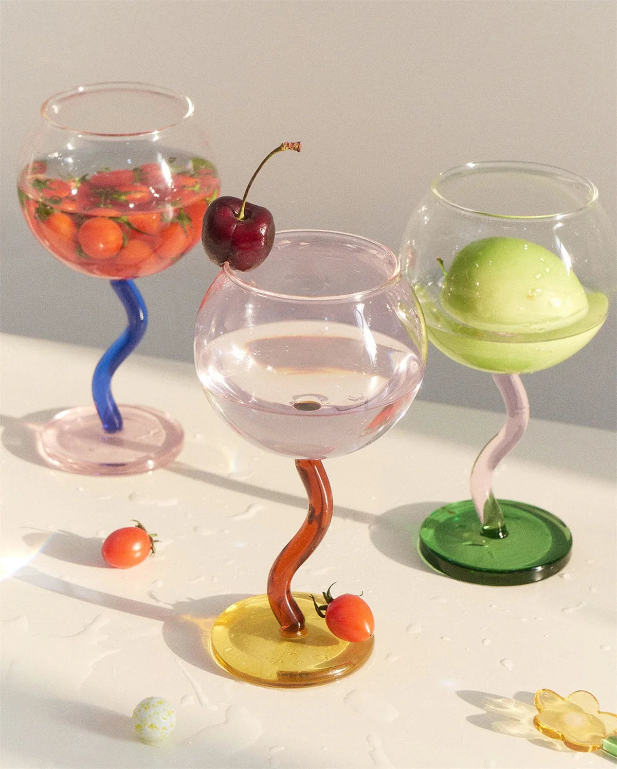 Twisted Wine Glass - Colored Borosilicate Bubble 300ml