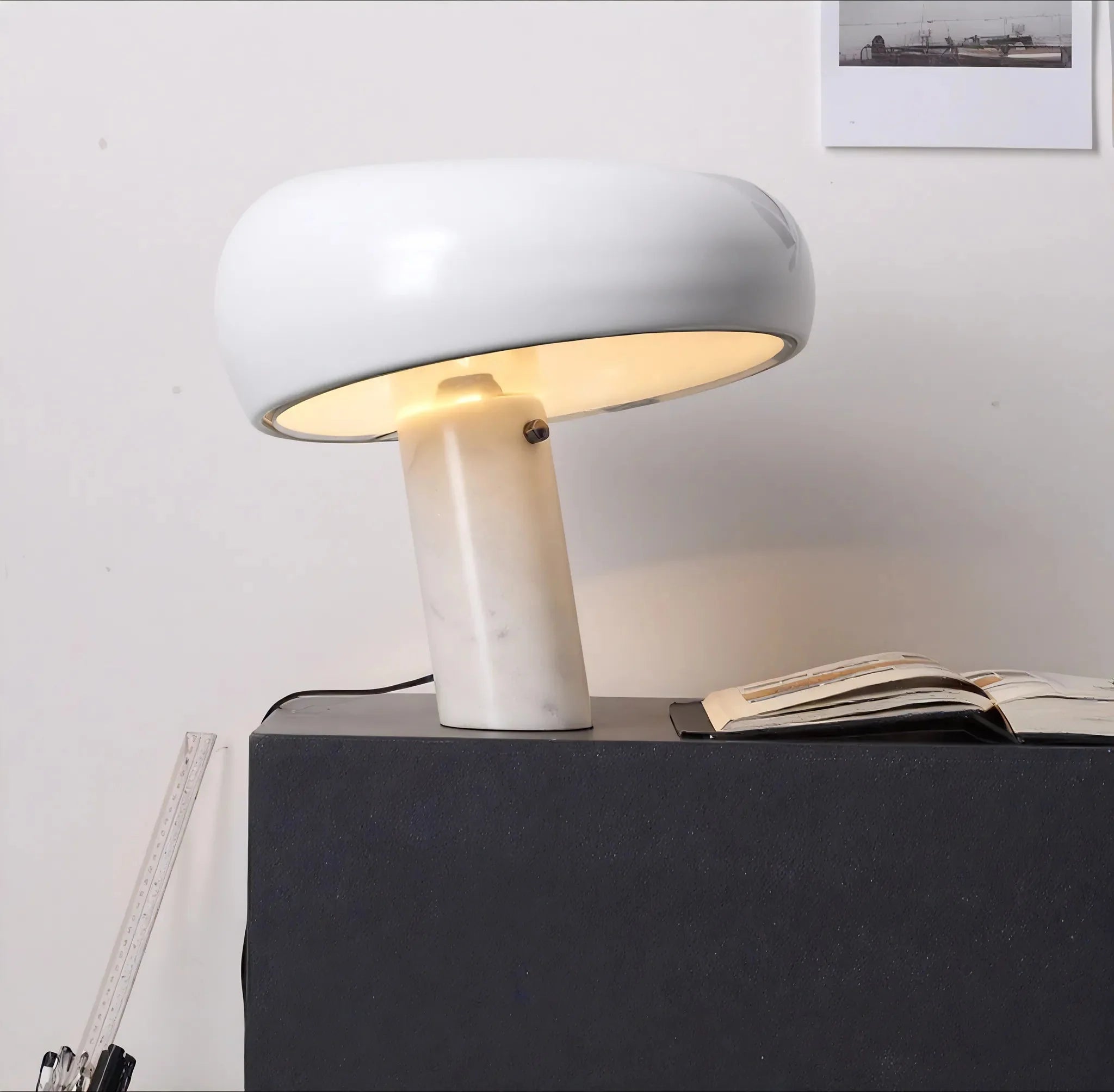 SNOOPY | Retro Marble Table Lamp