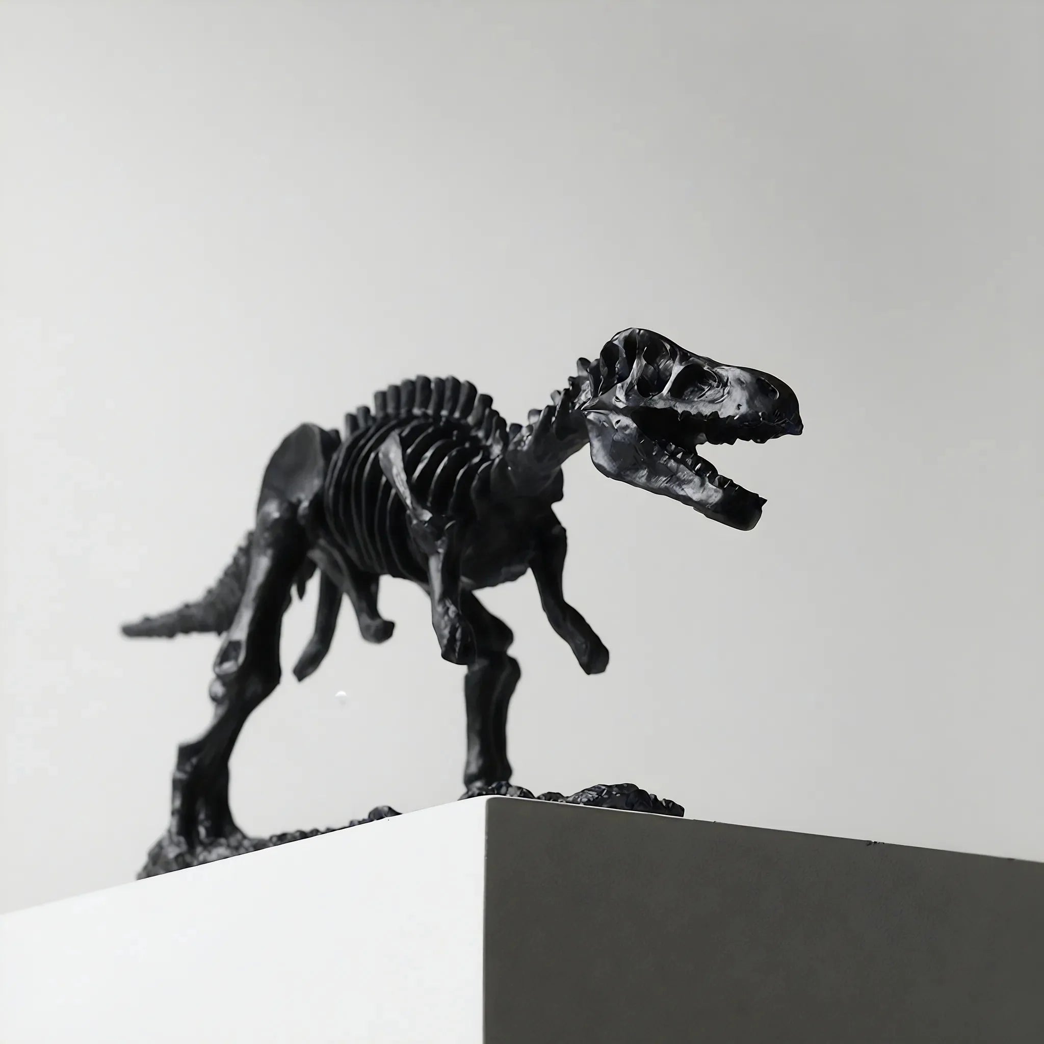 URTID Skeletal Ornament
