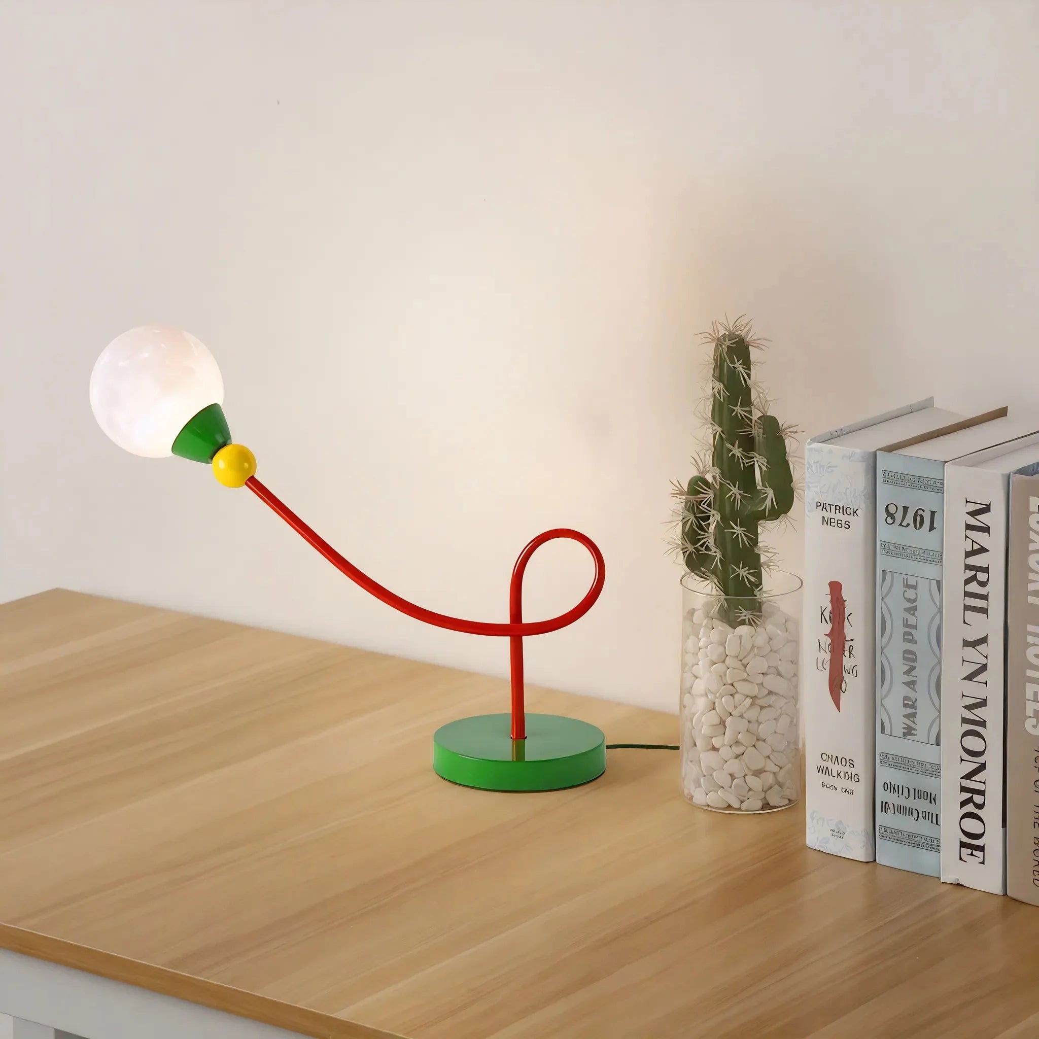 RIBBON-GLOW | Contemporary Twisted Accent Lamp