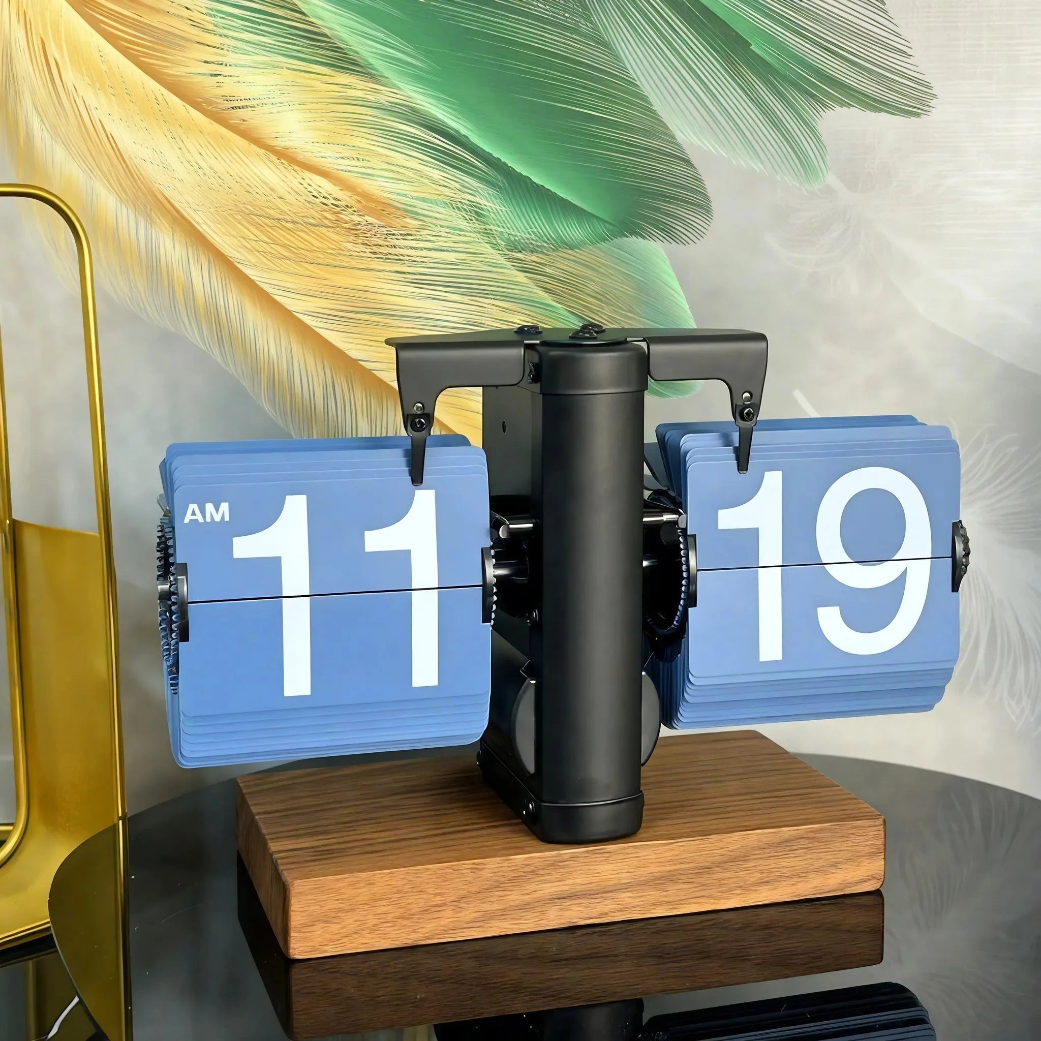 KRONOS | Minimalist Mechanical Flip Clock