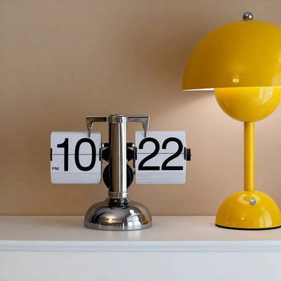 KRONOS | Minimalist Mechanical Flip Clock