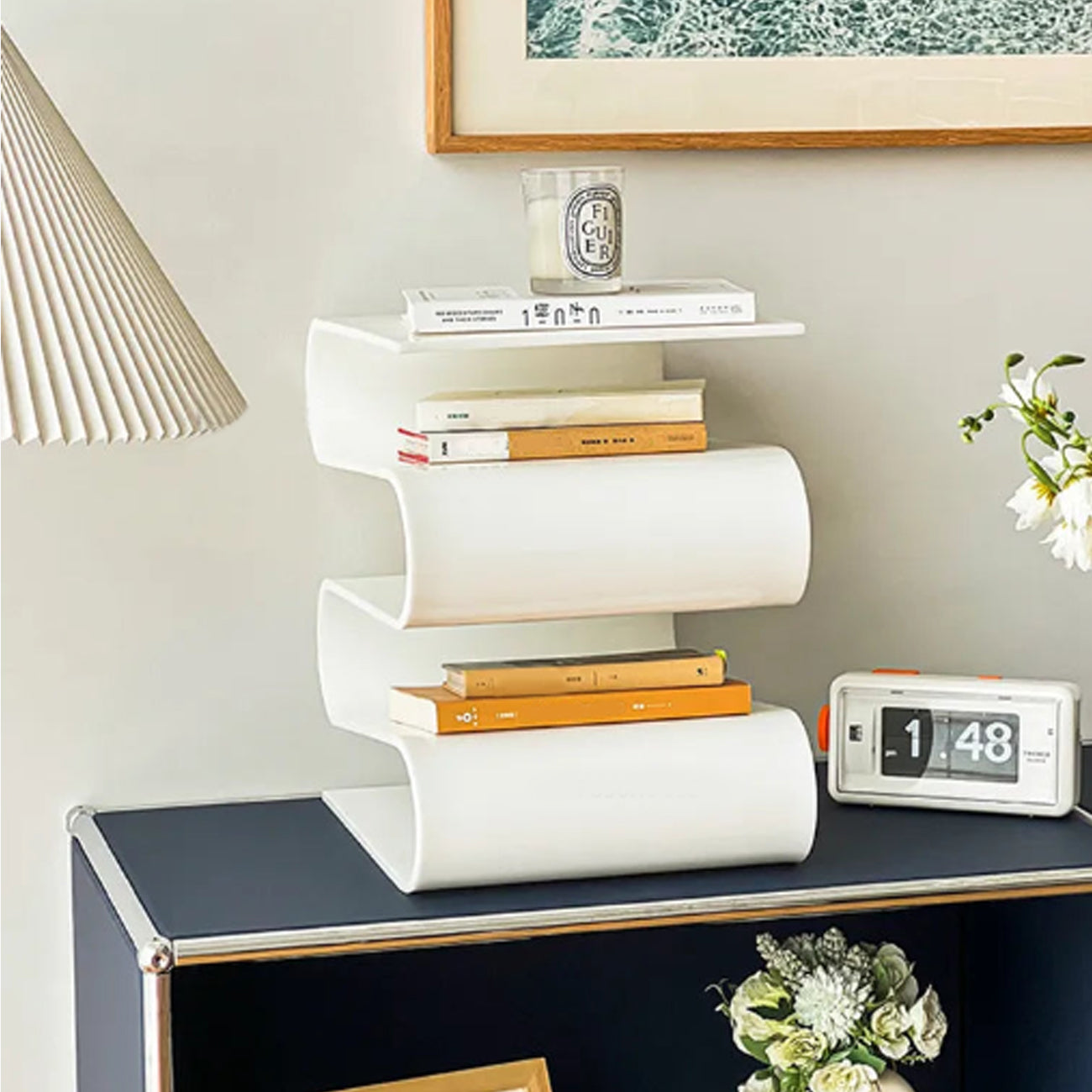 Acrylic Side Table – Modern Geometric Design