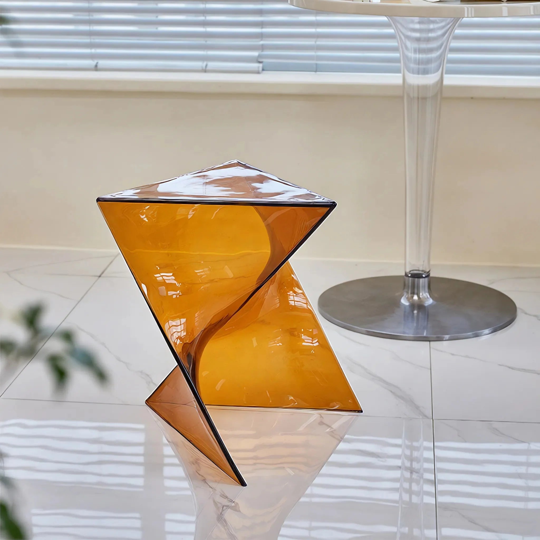 TWIST-CUBE | Nordic Sculptural Acrylic Table