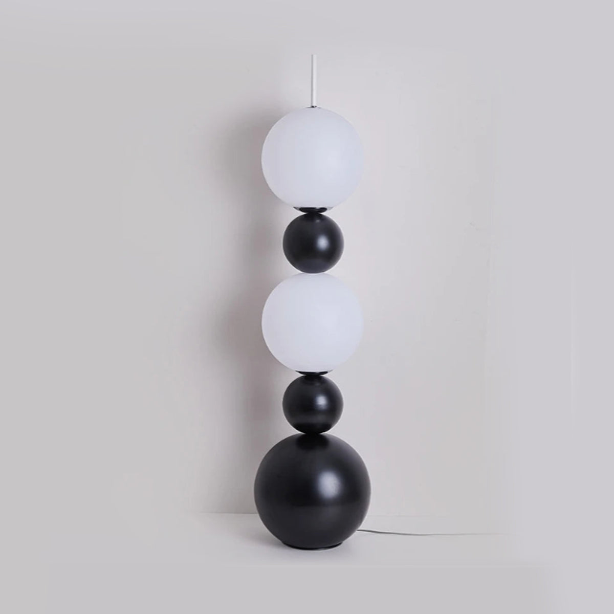Bauhaus Floor Lamp - Stacking Ball Black Lamp