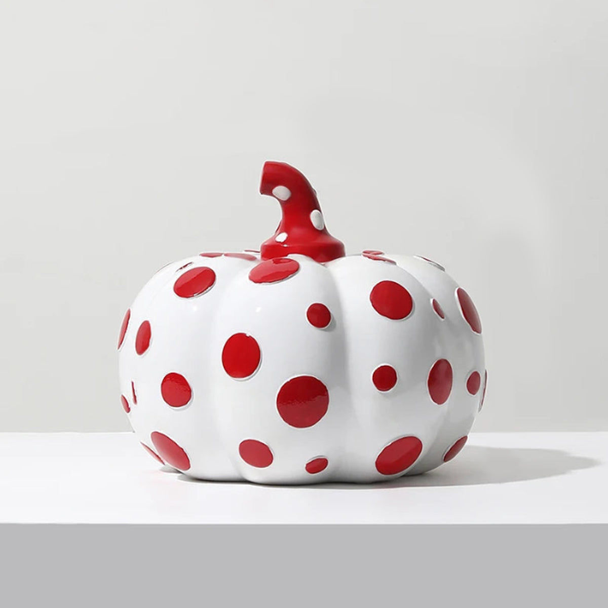 Polka Dot Sculpture - Resin Modern Art Ornament