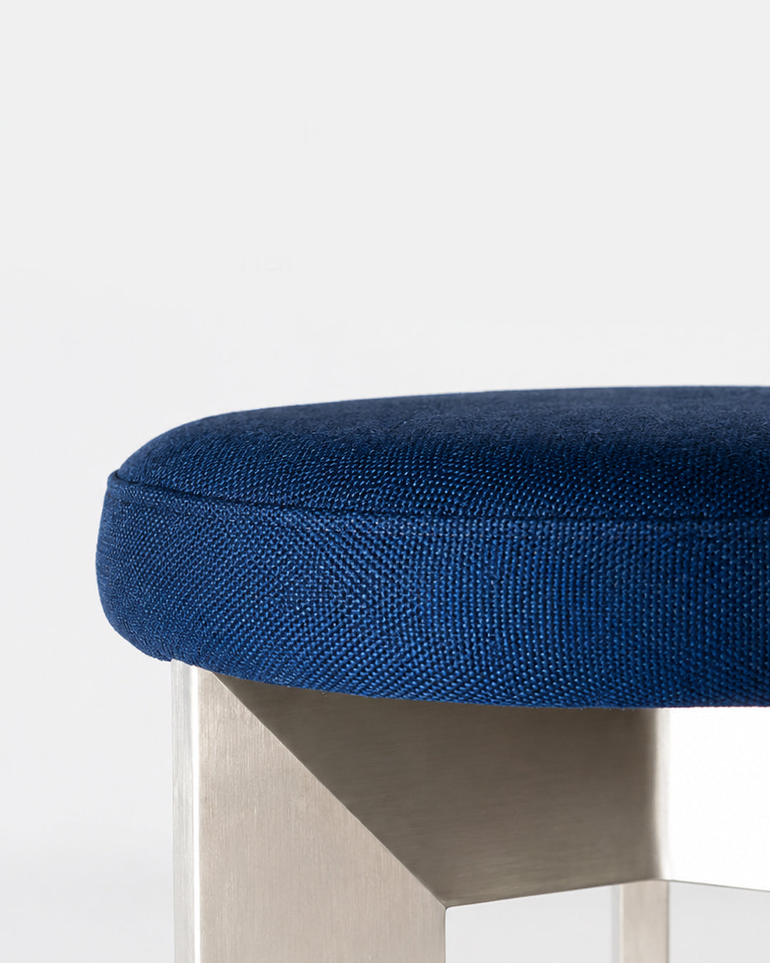 tripod stool top view photo showing full round seat