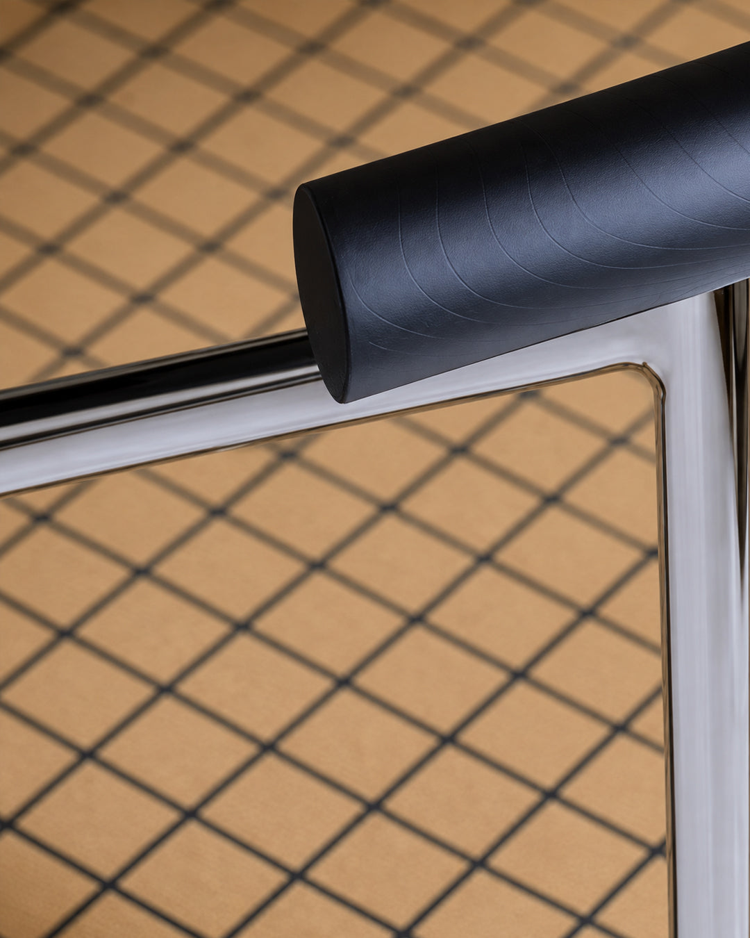 wire frame counter stool size reference photo next to kitchen counter