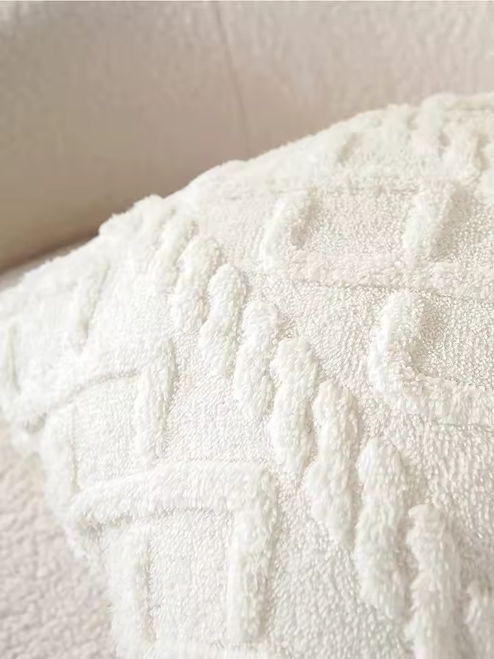 TWIST & PLUSH | Vintage Knitted Faux Wool Cover